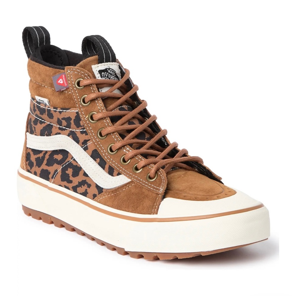 Vans Sk8-Hi MTE2 leopard print *never worn!*